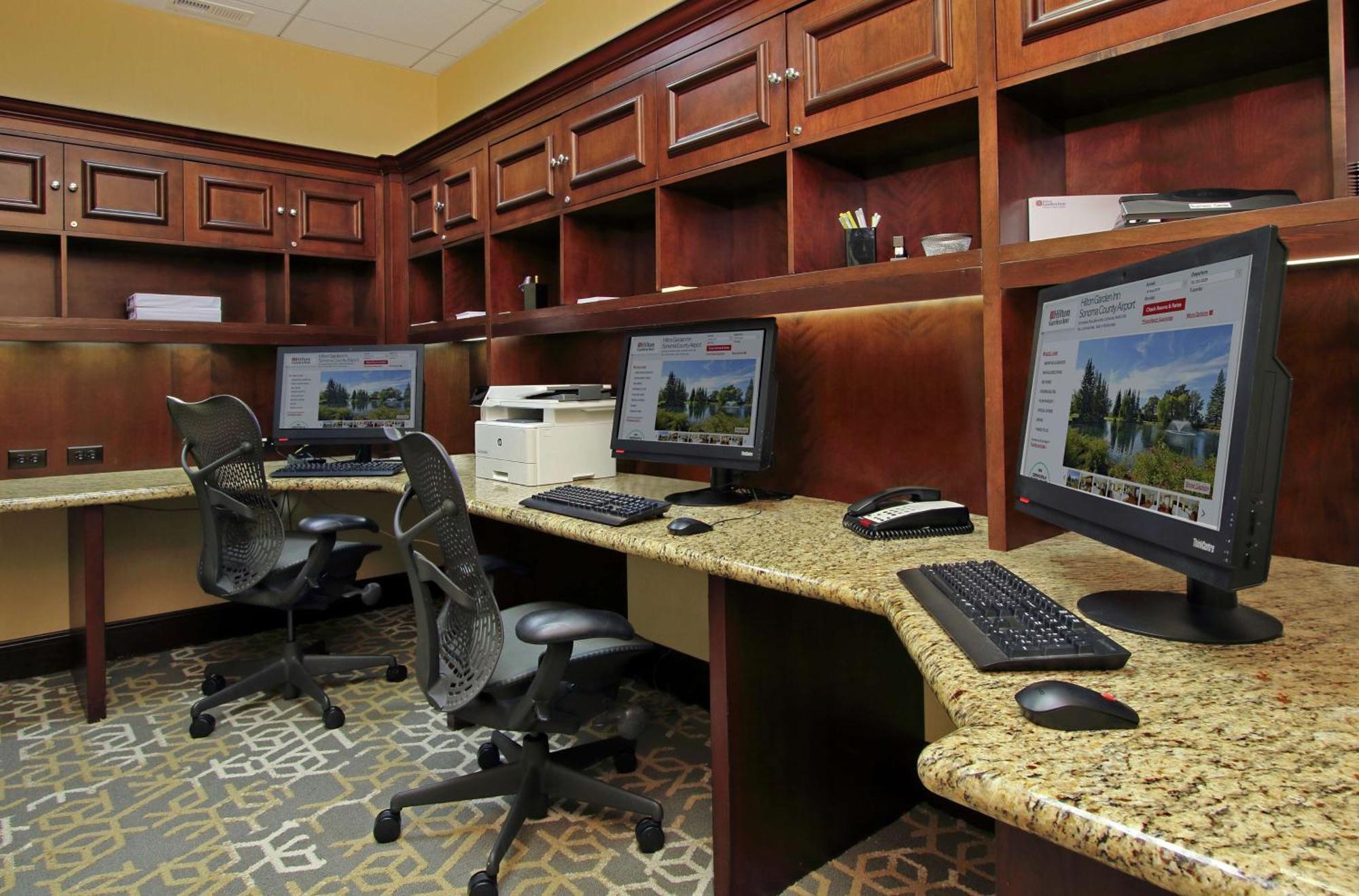 Hilton Garden Inn Sonoma County Airport Santa Rosa Dış mekan fotoğraf
